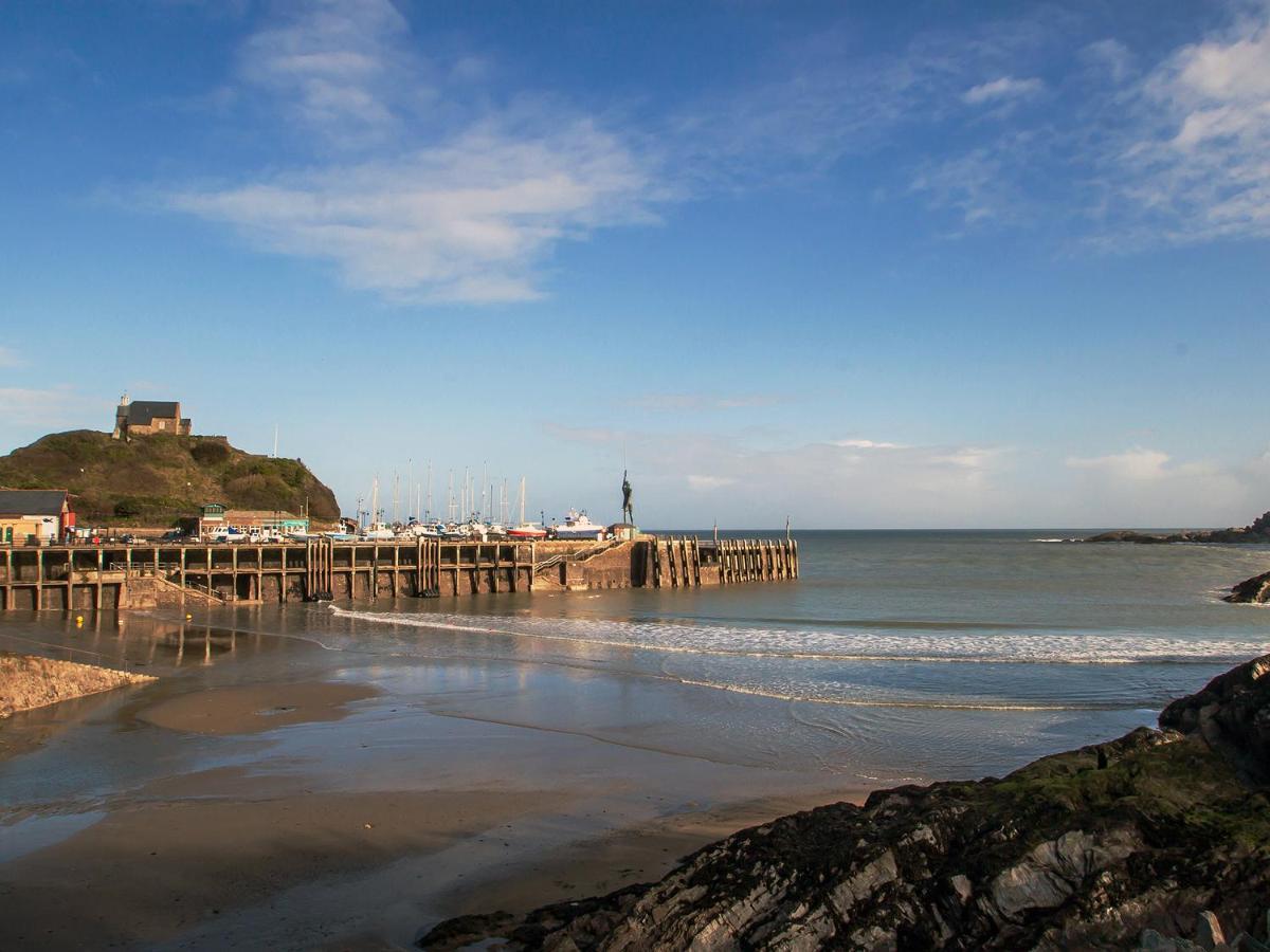 10 Cove View Apartment Ilfracombe Bagian luar foto