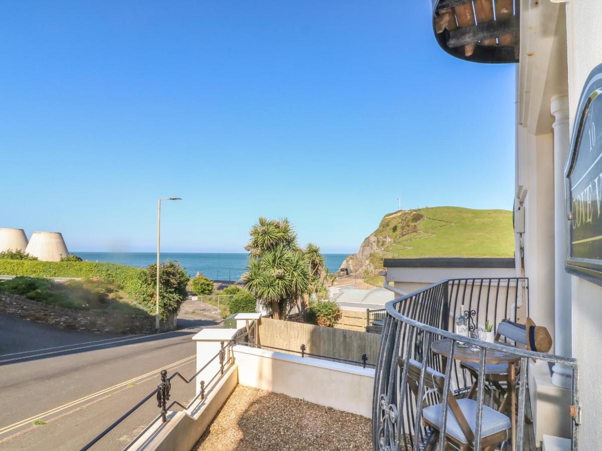 10 Cove View Apartment Ilfracombe Bagian luar foto
